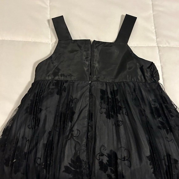 Adorable Holiday Dress! Bonnie Jean Girls Formal - Picture 3 of 5